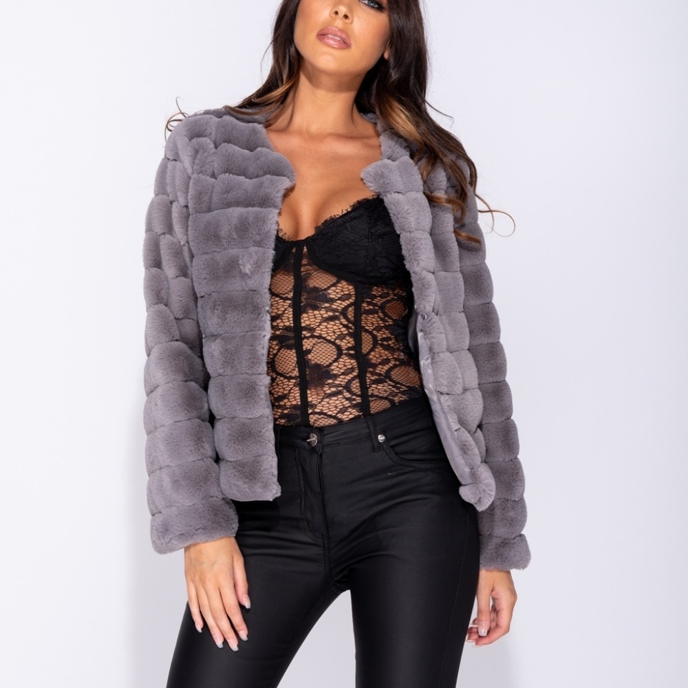 Luna Gray Faux Fur Jacket - Picture 2 of 8